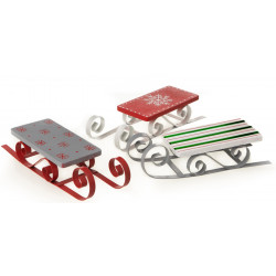 dekojohnson Deko-Schlitten aus Holz und Metall im Dreier Set Weihnachtsdeko Nostalgie-Deko grau rot grün weiß 18x6x3,5cm